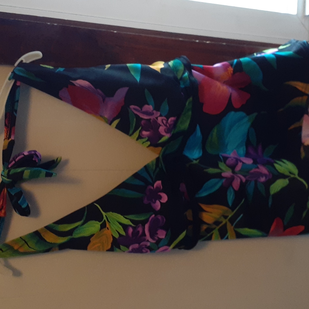 Ladies Jamaica Bay halter swim top sz 16